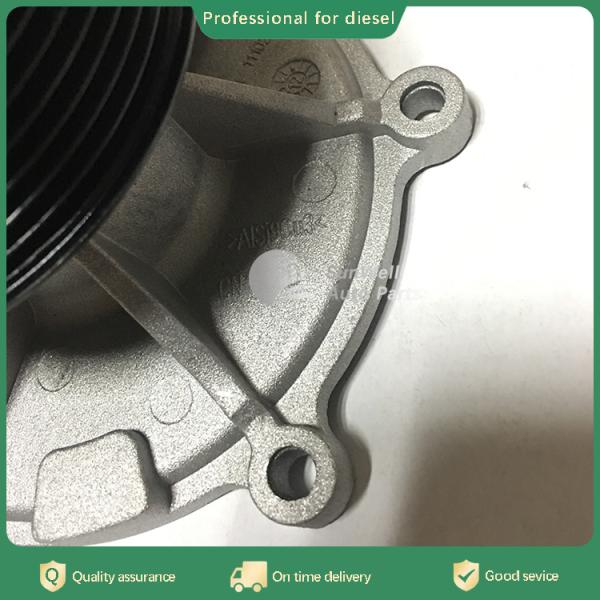 Original ISF3.8 Diesel engine water pump 5288908