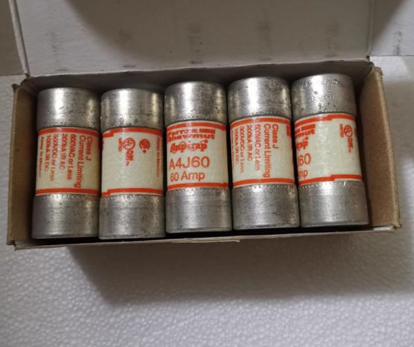 A4J80 A4J60 A4J1 À A4J225 Fusible à action rapide POUR UNE EXCELLENTE PROTECTION DE LIMITATION DE COURANT