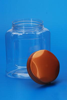 Large Capacity Clear Plastic Candy Jars High Durability With Screw Lid
