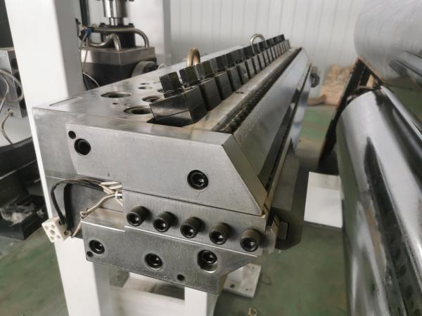 Máquina de extrusão de folhas de plástico computadorizada para linha de produção de folhas de PE PP PS ABS HIPS