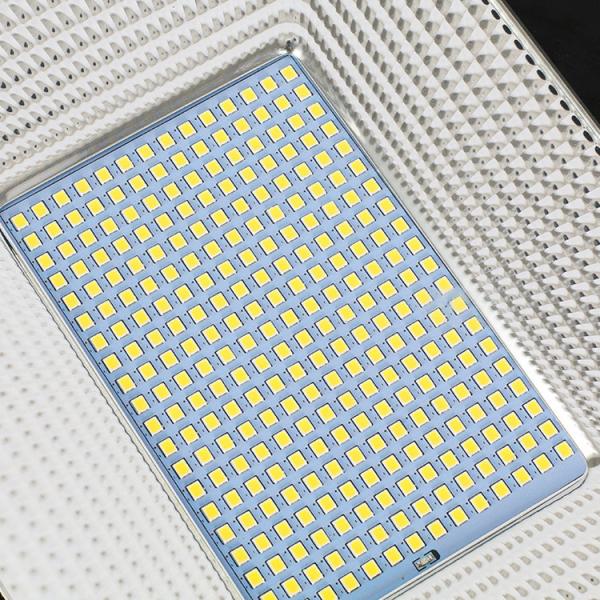 Outdoor High Lumen Led Street Light , 50w 100w Solar Powered Street Lights With Remote