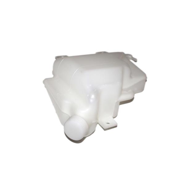 Il s'agit d'un véhicule de type ISUZU 700P 4HK1