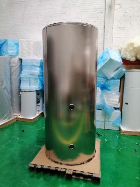 1000 L Pressure bearing water tank with P/T valve