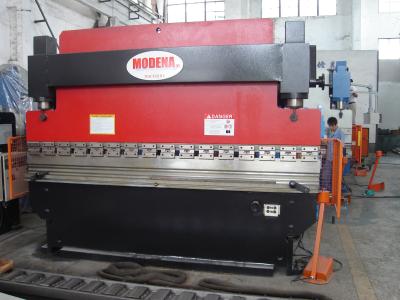 Máquina de 200 toneladas do freio da imprensa hidráulica de quadro do metal do aço carbono com os 47 anos que fazem a história