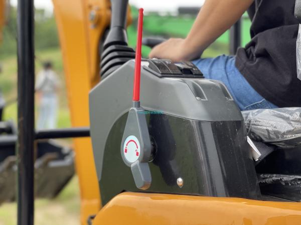 2 Ton Mini Excavator For Home Use 0.07m3 Bucket Capacity