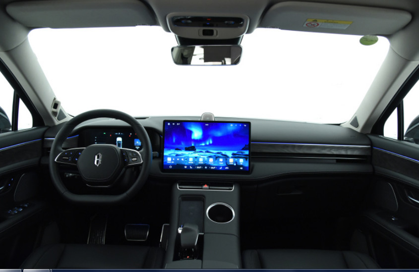 Размер места SUV двери 5 варианта 5 проведения четырехколесного привода Aito M5 2022 средний