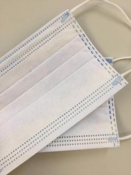 In stock China supplier Non-woven Disposable Face KN95 Mask Disposable Face Mask 3 ply Earloop Face Mask for kids