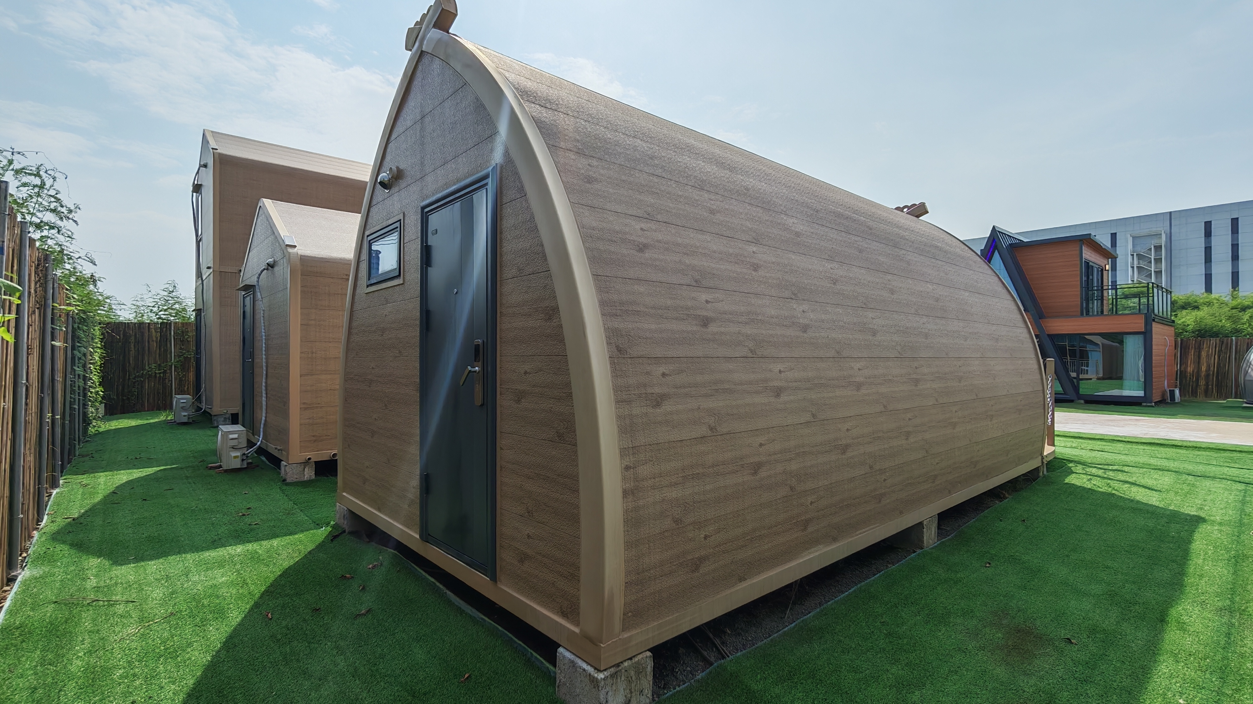 Hunan Designed High Quality Container Houses Modular Prefab Rectangle Villa Resort Apartment Style Steel Modern Easy