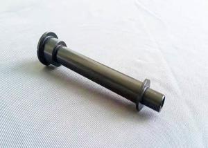 O CNC fez à máquina o CNC preto das peças de alumínio fez à máquina as peças de