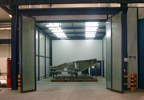 High Efficiency Grit Blasting Room , Industrial Sandblast Cabinet Electric Control