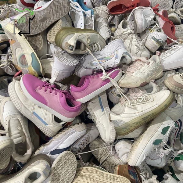 Second Hand Chinese Women Shoes Mixed Style Fashion Second Hand Running Shoes