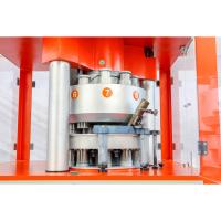 Tabuleta do Hypochlorite de cálcio que forma a máquina