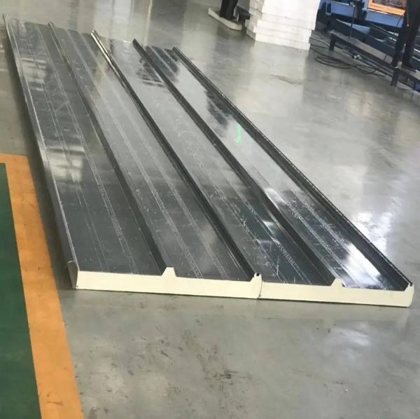 Design moderno 80kg/m3 75mms Painéis de parede para isolamento de telhados de armazém espuma EPS PU PIR