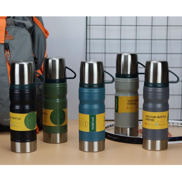 Business Vacuum Bottle Type Outdoor Flask Set with Large Capacity and 3 Lids