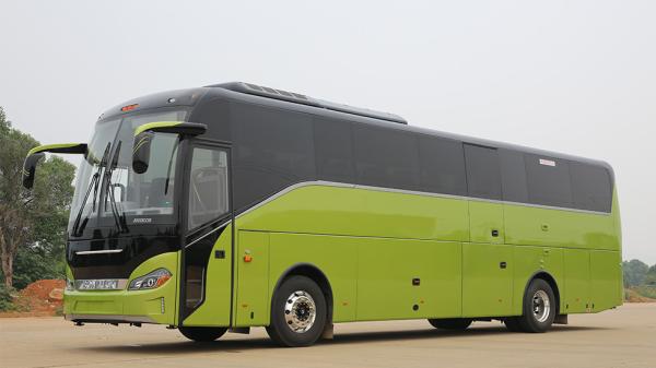 BLK 12m Cummins Engine Luxury Coach Bus 375hp 51 Seats Euro 3