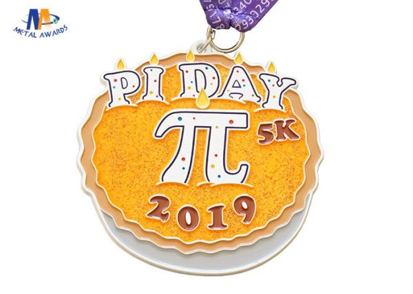 Round Custom Die Cast Medals With Heat Trasfer Ribbon And Glitter Filled 5k Marathon Medal
