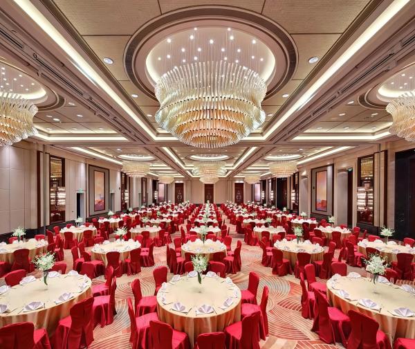 Custom Big Large Hotel Lobby Banquet Hall Murano Glass Pendant Light Modern Luxury Chandeliers For Wedding Hall Decorations