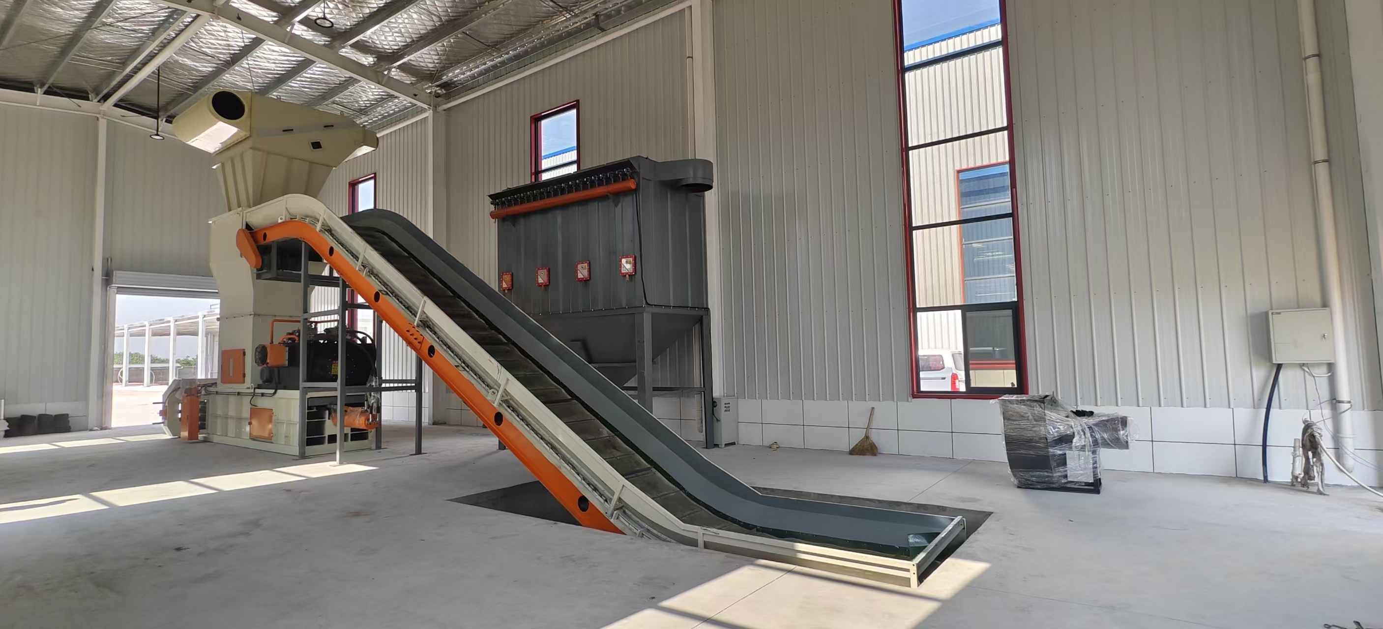 Hydraulic Baler Machine with 80-250 Tons Compression Force, Fully Automatic