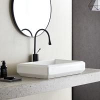 Lavabos de encimera de cerámica blanca premium moderna, lavabos de arte irregulares simples para lavarse las manos en el comedor del hotel