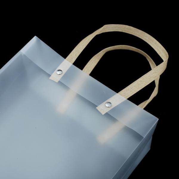 Transparent PP Plastic Gift Bag with Hot Pressing and Machine Sewing Workmanship