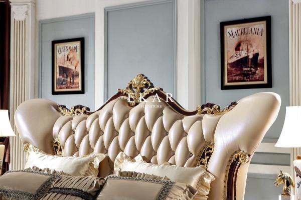 Luxury Antique European Design Upholstered Leather Wooden Carving King Size Bed