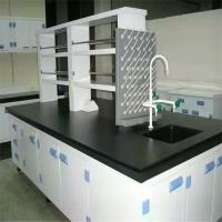 Bancos de parede de laboratório de chuva de areia com design clássico e versátil
