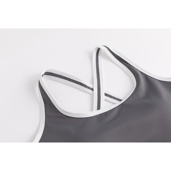 Crisscross Back Colorblock Sports Bra for Workouts | OEM Activewear Manufacturer