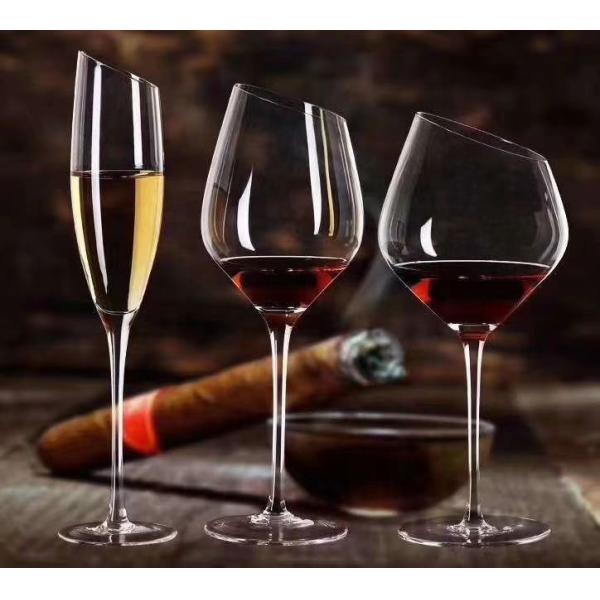 Подгонянный наклоненный верхний край 450ml точные стекла Кристл