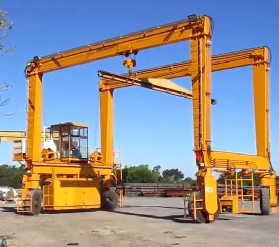 3 To 40meters Mobile Gantry Cranes Rubber Tyre Gantry Crane Energy Efficient