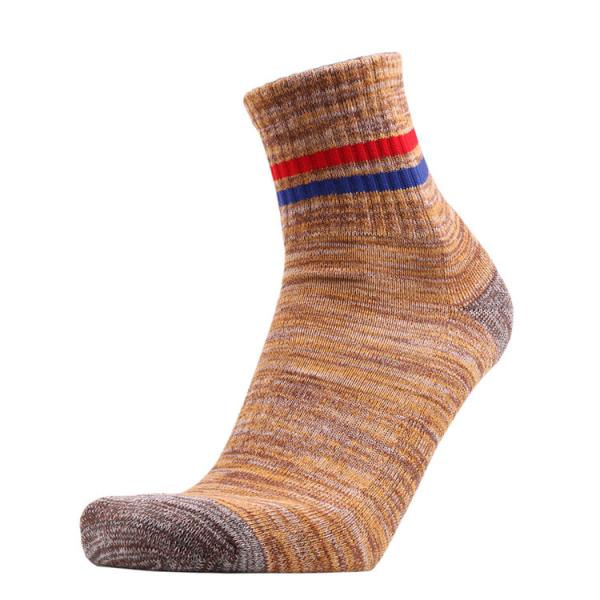 Comfortable High CREW Athletic Running Socks for Men and Women Skiing Picture Shows