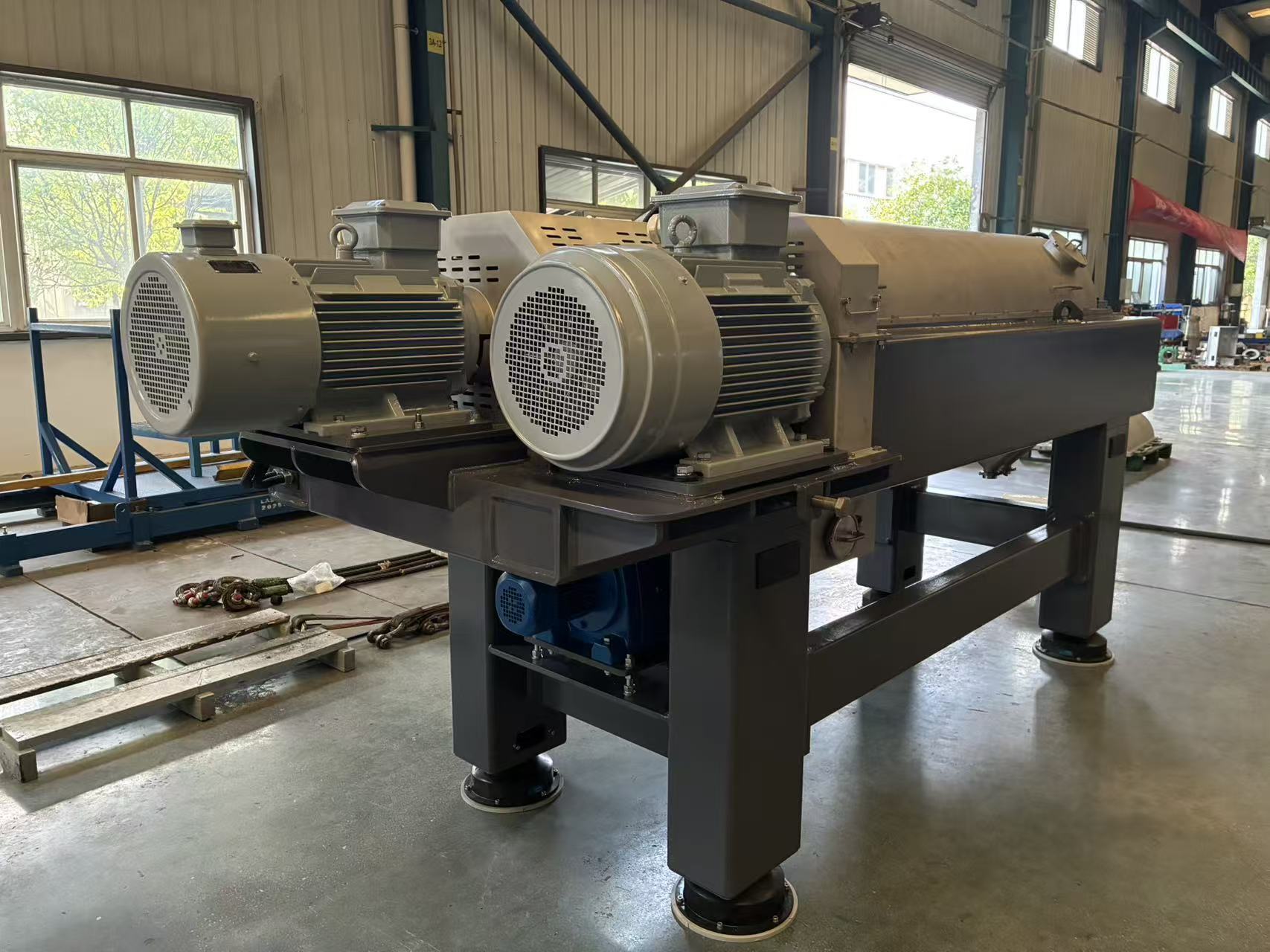Industrial Olive Oil Decanter Centrifuge for Olive Pomace Three Phase Separation & Oil Extraction