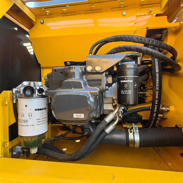 Тип экскаватора Использованный экскаватор Komatsu Pc220-8N1 22Ton Digger для машиностроения