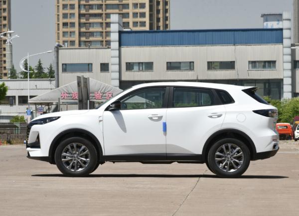 4 rodas 138Kw Chang An EV Cs55 Plus Changan 5 lugares Turbo 2WD 7 marchas SUV Carro
