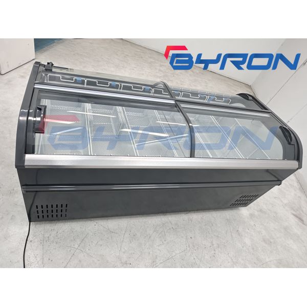 Curved Horizontal Glass Top Island Freezer Commercial Ice Freezer