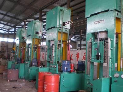 Large Capacity 400 Ton Hydraulic Extrusion Press For Mechanical Parts HY61