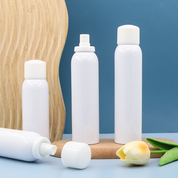 Wholesale Food-Grade Plastic Spray Bottles with Leak-Proof Design and Refillable Fine Mist Spray for Cosmetics
