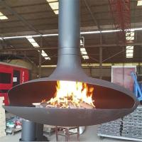 hotel de 1200m m y chimenea de madera colgante colgada al techo del tejado interior