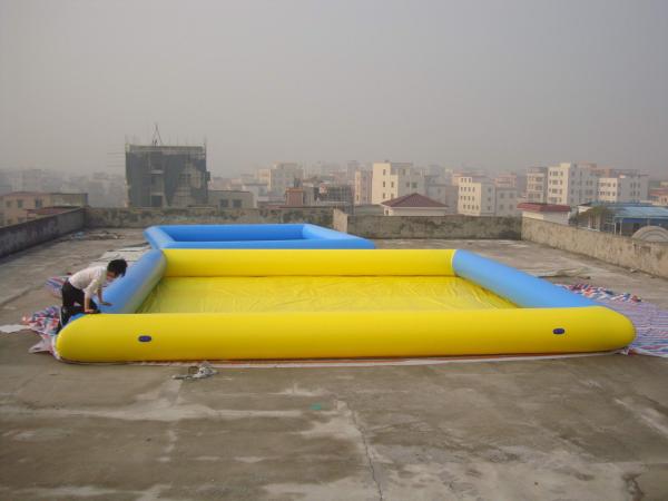 Lovely New Design Huge Commercial PVC Adults and Kids Inflatable Pool with Various Colours