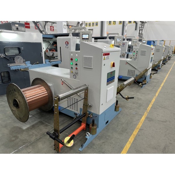 Double Twist Copper Wire Bunching Machine Max 50 Square Meters Cross Section Enamelled Bare Aluminum Wire