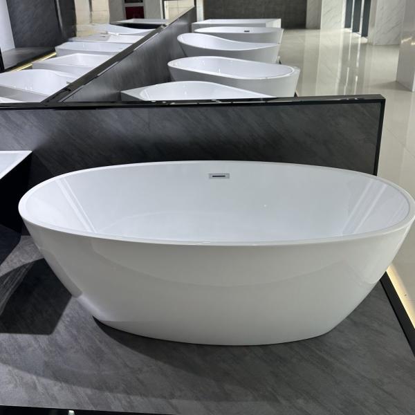 30-Day Return Policy Egg Shape Acrylic Freestanding Bathtub with Bulk Loading Option