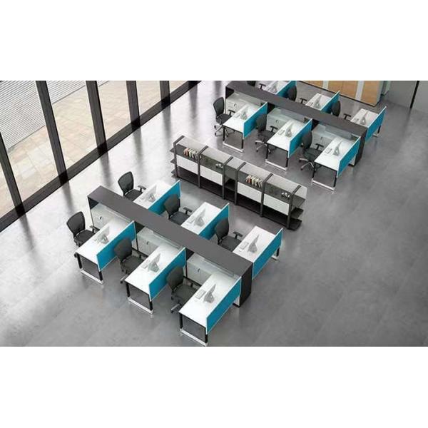 Современные модульные рабочие места офиса разделяют панель уединения стола 2 4 6 Seater
