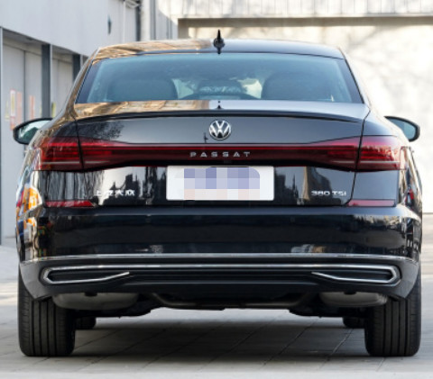 Средство седана места двери 5 бензина 7DCT 4 варианта 380TSI VW Passat 2023 окончательное