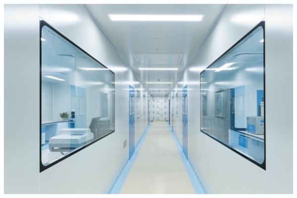Huaao Thermal Insulated Panels: Anti-Bacterial Coating Engineered for Critical Biotech & Semiconductor Facility Performance.