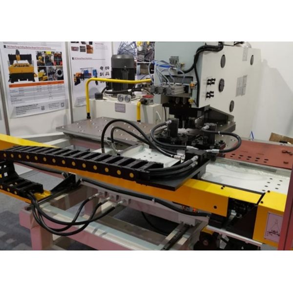 BT50 Drilling Spindle CNC Punching Machine For Steel Metal Sheet Hole Forming 40mm Drilling Thickness