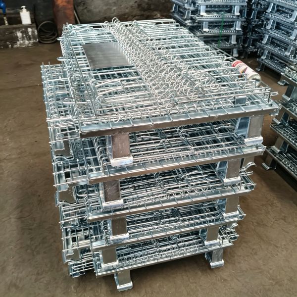Storage Cage: Foldable, Stackable For Efficient Storage & Transport.