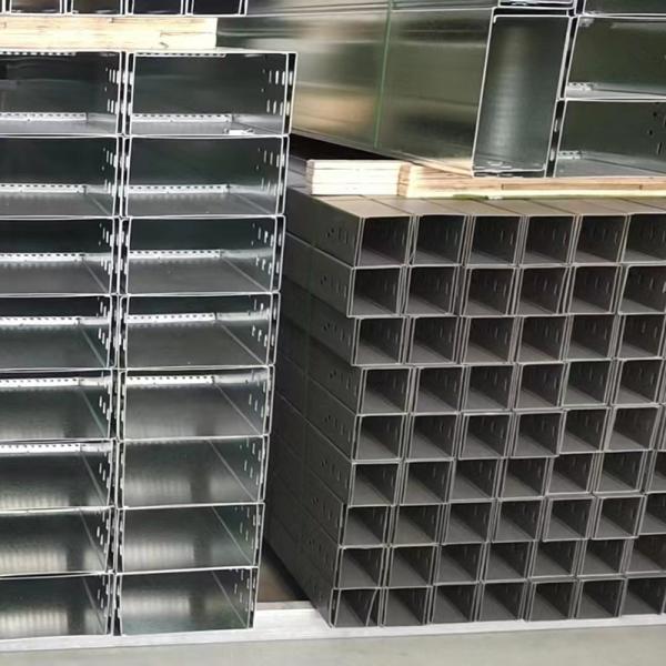 Screws Cable Tray Galvanized Wall Mounted Installation Strong And Durable 2m-6m Length