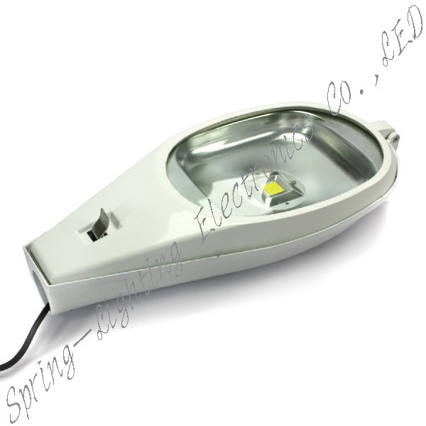 Waterproof 30W LED Solar Street Lights 50Hz , Cobra Head LED Street Lights in