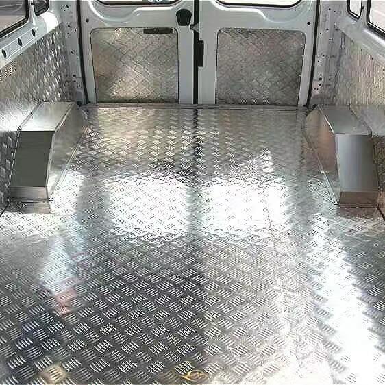 Bending Aluminum Diamond Plate Wall Panels Checker Plate Strips Mirror Finish
