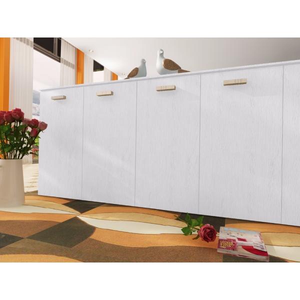 Film autoadhésif à grains de bois très brillants en PVC pour la rénovation de meubles