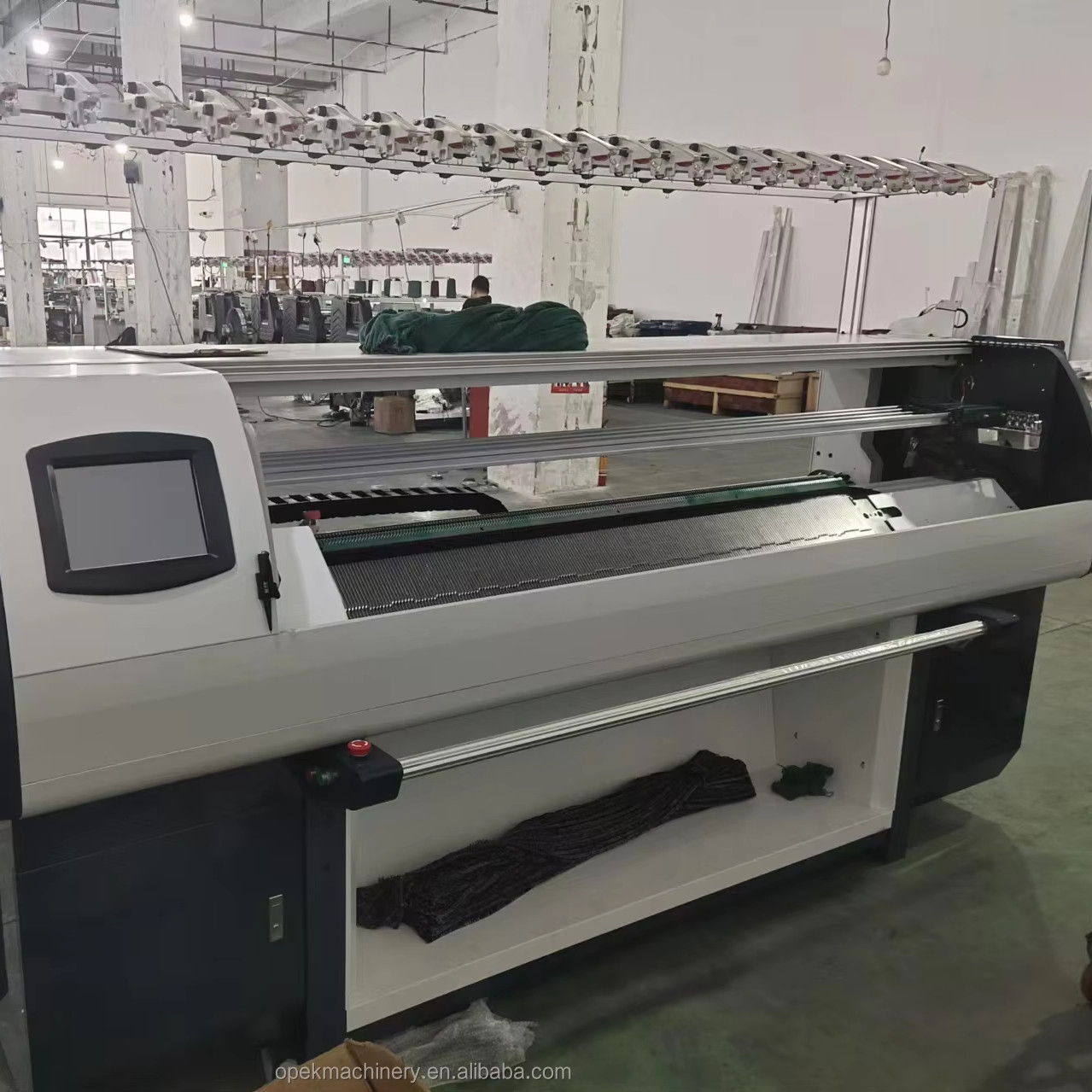 Economic Productive 3.5 gg Thicker Yarn Sweater Knitting Machine for Sweater Production